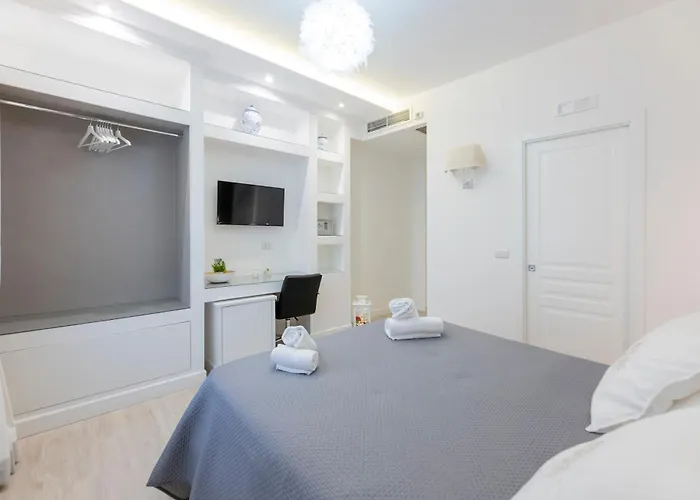 Aurum Guest house 4*